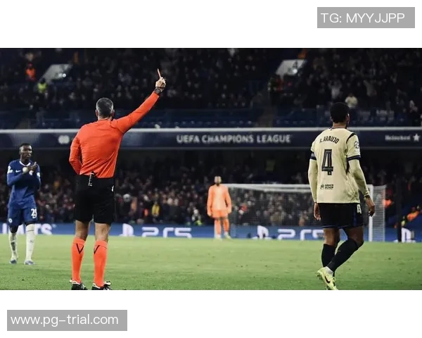 意甲激战尤文图斯与切尔西握手言和补时进球引发全场狂欢分析战术布置