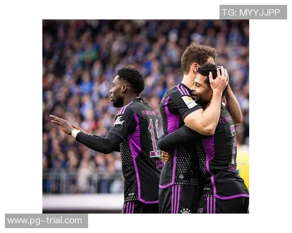 拜仁狂胜曼城五球大捷乌龙球瞬间点燃全场激情