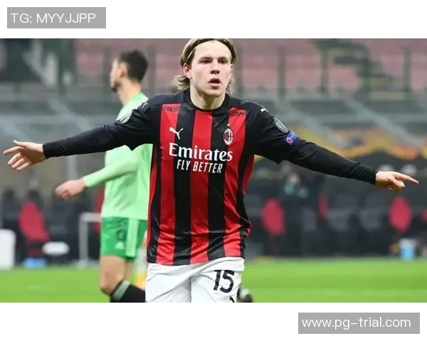 世界杯惊现冷门AC米兰逆转里昂神扑瞬间震撼全场 世界杯惊现冷门AC米兰逆转里昂神扑瞬间震撼全场