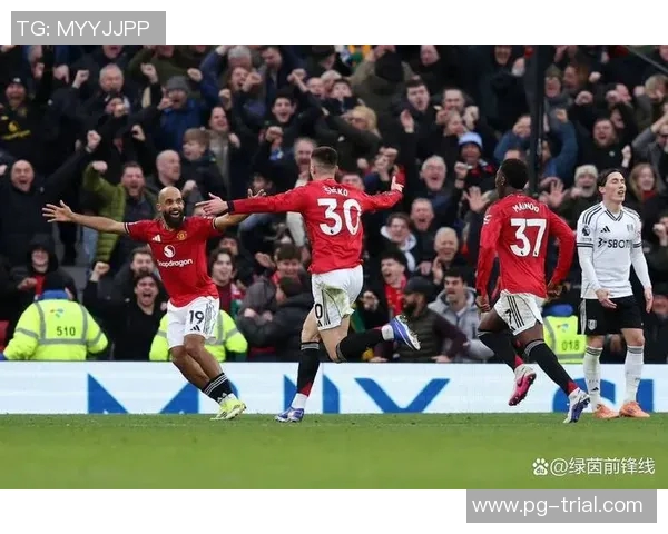 西甲精彩对决曼联大胜莱比锡红牌事件引发全场热议与激情 西甲精彩对决曼联大胜莱比锡红牌事件引发全场热议与激情