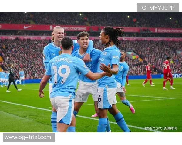 足总杯精彩对决里昂大胜那不勒斯引发转会风波